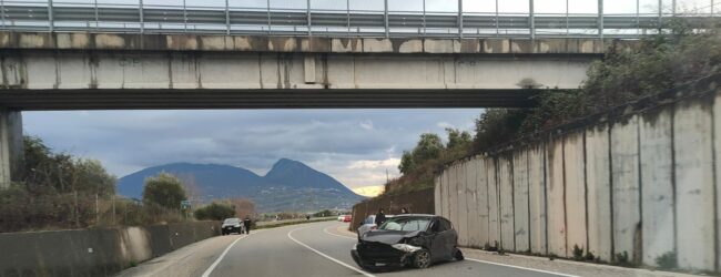 Incidente sulla Strada Statale Fortorina, due auto coinvolte