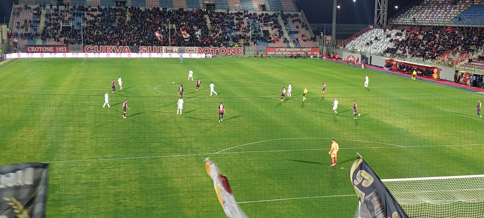 Crotone-Benevento: 0-0. Un pareggio che sta stretto ai giallorossi