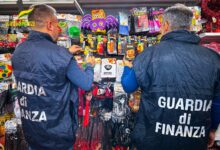 Montesarchio, sequestrati oltre mille articoli di carnevale non sicuri