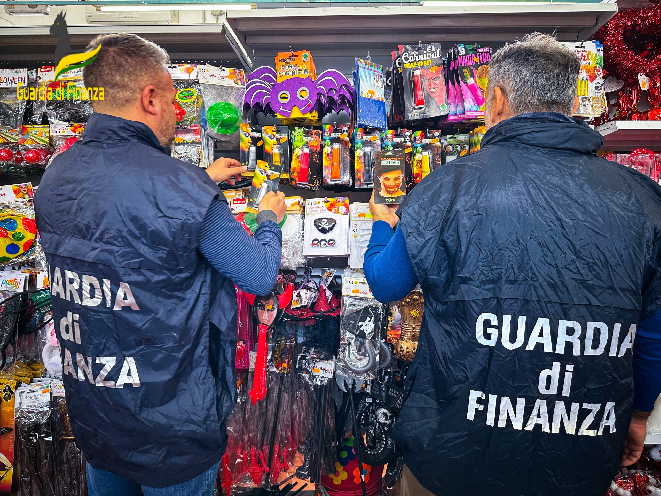 Montesarchio, sequestrati oltre mille articoli di carnevale non sicuri