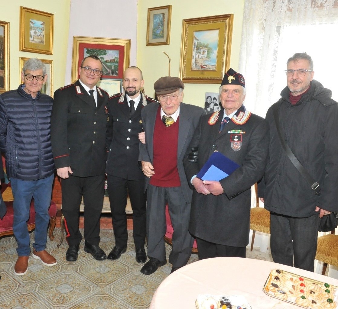 Montemiletto| I 100 anni di zio Pietro, oggi la festa con i carabinieri della Compagnia di Mirabella Eclano