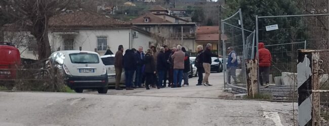 Contrada Monte Pino, la strada della rabbia. Domani vertice al comune