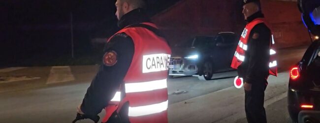 Alta Irpinia, blitz dei Carabinieri: trovate armi e munizioni, tre denunciati