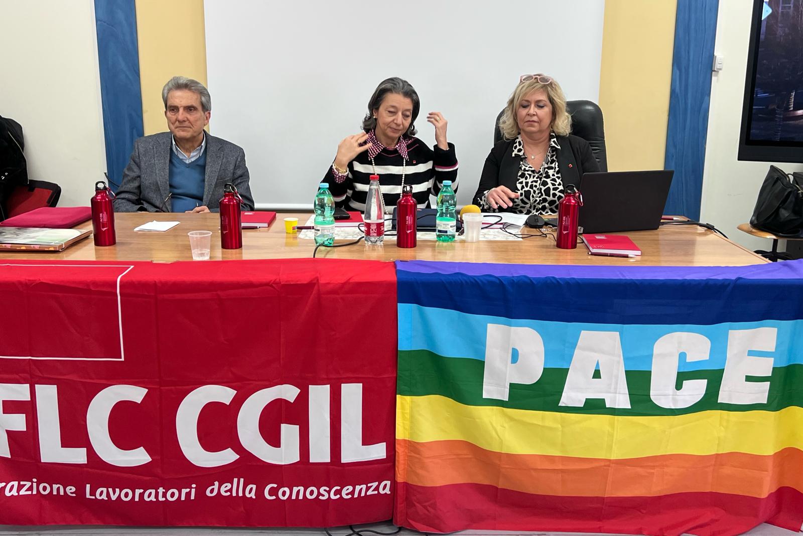 Scuola, la Cgil boccia le nuove riforme. “Sistema d’istruzione sotto attacco”