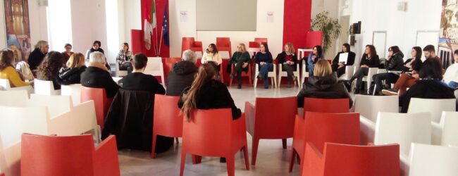 Affido familiare, al via il primo incontro sulle ‘adozioni difficili’