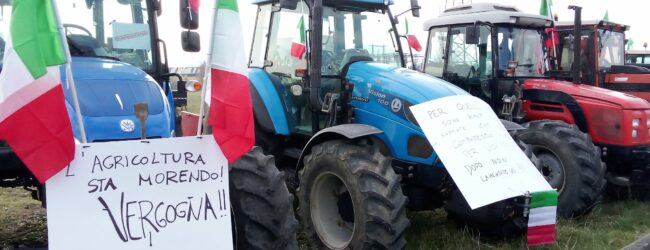 Agricoltori, sabato la lenta marcia lungo la Telesina