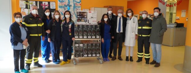 Avellino| Moscati, Vigili del Fuoco e Ordine degli Ingegneri donano 13 televisori al reparto Pediatria