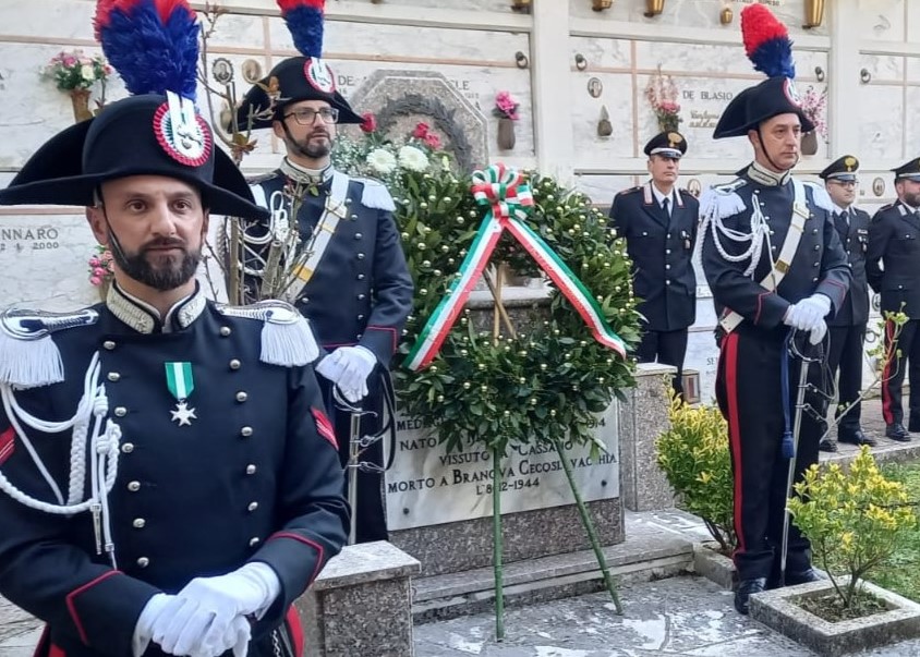 Cassano Irpino, ieri la commemorazione del 110° anniversario della nascita del carabiniere Filippo Bonavitacola