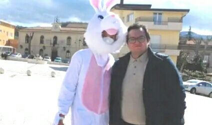 Giochi, divertimento e allegria dei tanti bambini protagonisti alla caccia alle uova svolta ad Arpaise dalla Pro Loco Generoso Papa