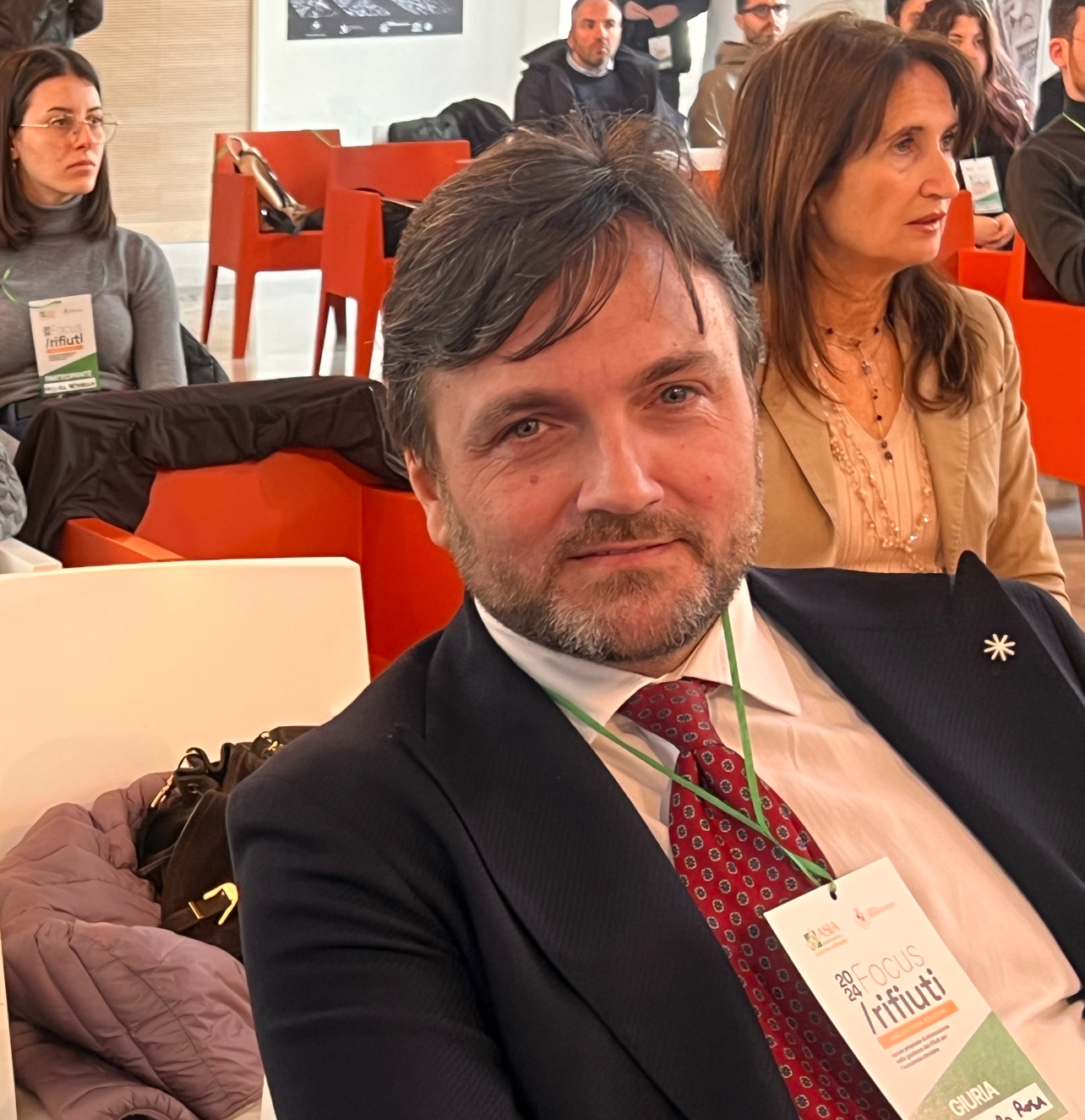 Rosa, fenomenologia di un outsider “utrumque paratus”