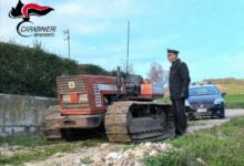 Montefalcone in Val Fortore, i carabinieri ritrovano un trattore rubato da oltre 30 anni in Sicilia