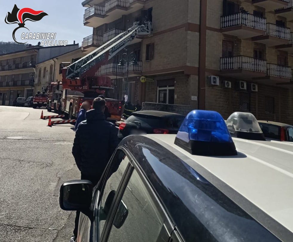 Chiusano San Domenico| Incendio in un appartamento, sul posto i vigili del fuoco: abitazione non agibile
