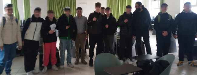 ‘Insieme per il futuro del pianeta’: gli alunni dell’ITI Bosco Lucarelli e WWF Sannio uniti per l’Earth Hour