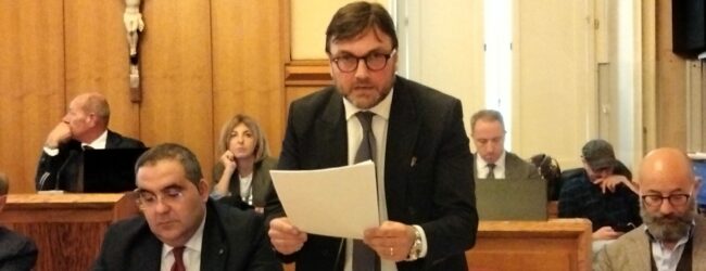 Miasmi, Rosa si difende e attacca. “Mai snobbata la vicenda”