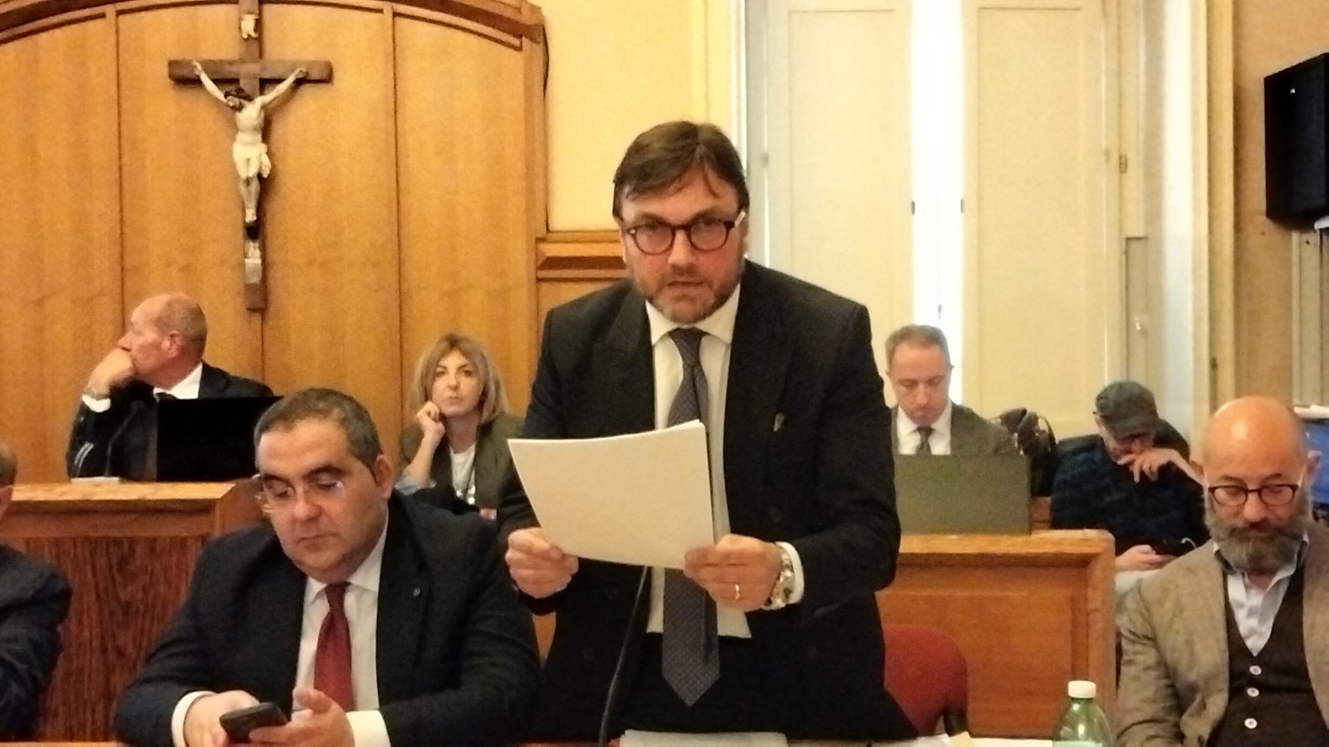 Miasmi, Rosa si difende e attacca. “Mai snobbata la vicenda”