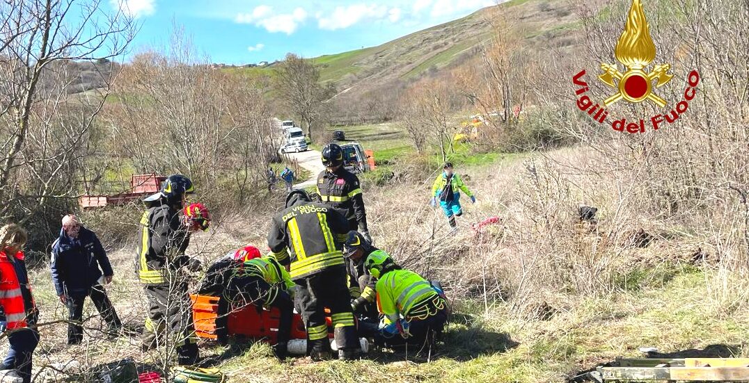 Bisaccia: si ribalta betoniera, muore l’autista