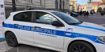 Dehors, tavolini e occupazioni: la Polizia Municipale annuncia controlli a tappeto