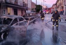 San Martino Valle Caudina: due auto in fiamme, danni anche alla rete del gas