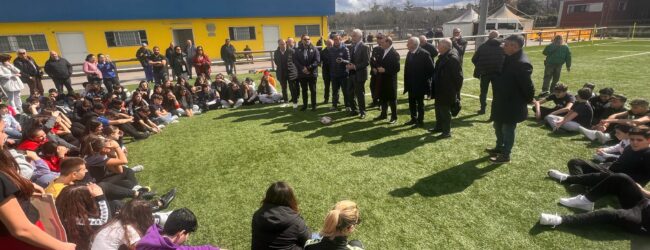 Dal fango alla rinascita, il presidente del Coni Malagò in visita al campo di rugby IV Circolo