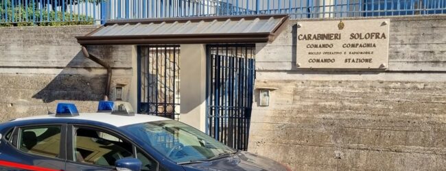 Lite tra automobilisti a Montoro: denunciato 60enne e sequestrato un coltello