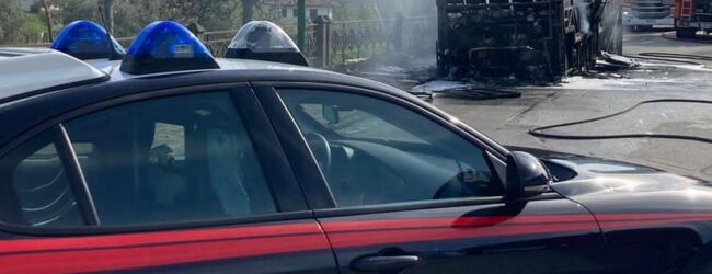 Paternopoli| Pullman Air in fiamme mentre parcheggia al capolinea, nessun ferito ma grande spavento