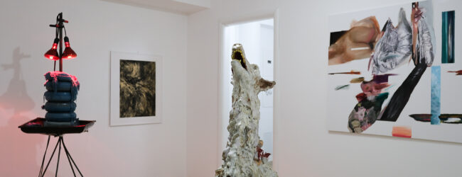 A Castelvenere “L’ora del mondo” un dialogo tra poesia ed arte in galleria con Marco Amore e Stefano Taccone