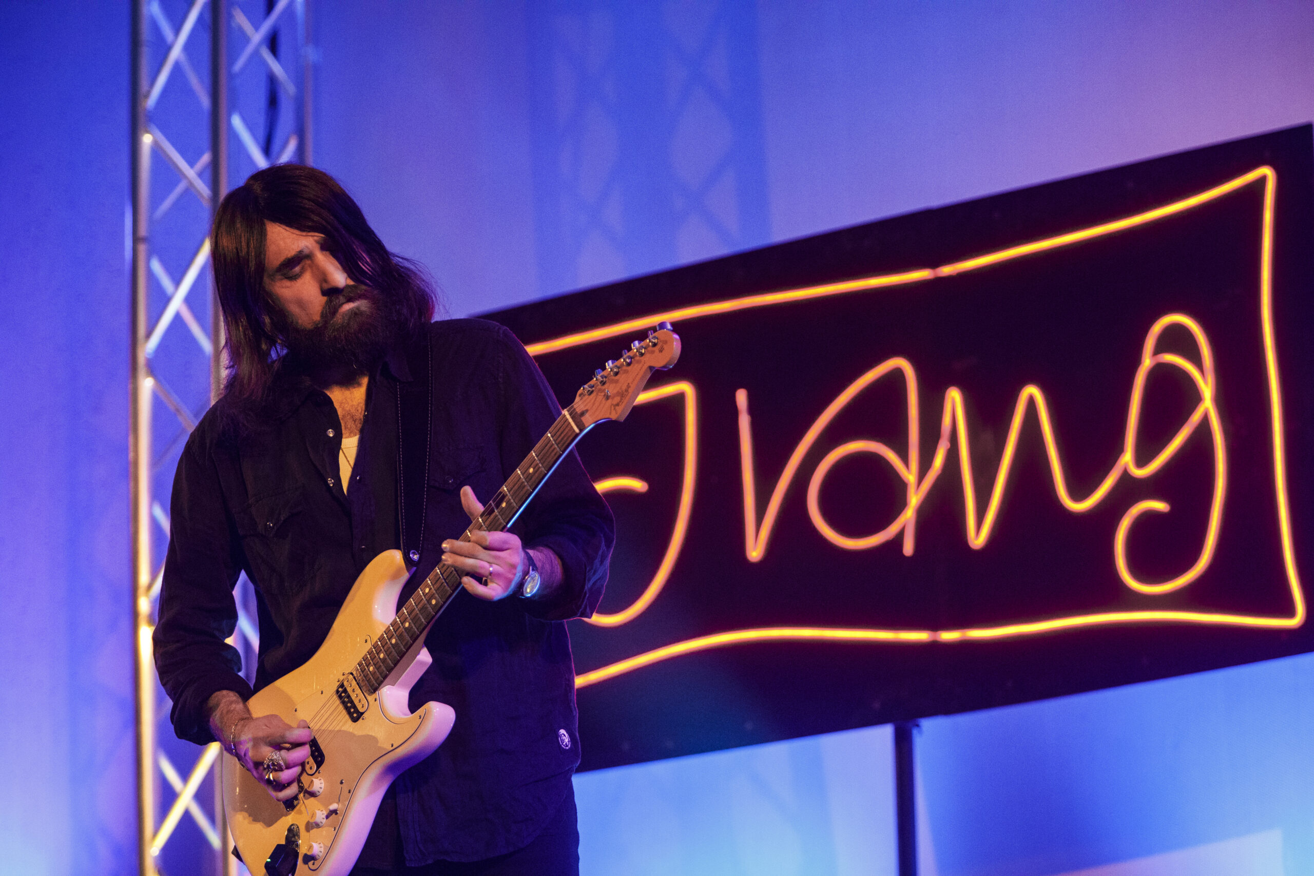 “Per gli amici” Filippo Graziani canta suo padre Ivan. Successo al Teatro San Marco di Benevento