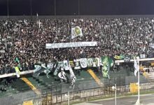 Avellino, la Curva Sud prende le distanze da messaggi antisemiti
