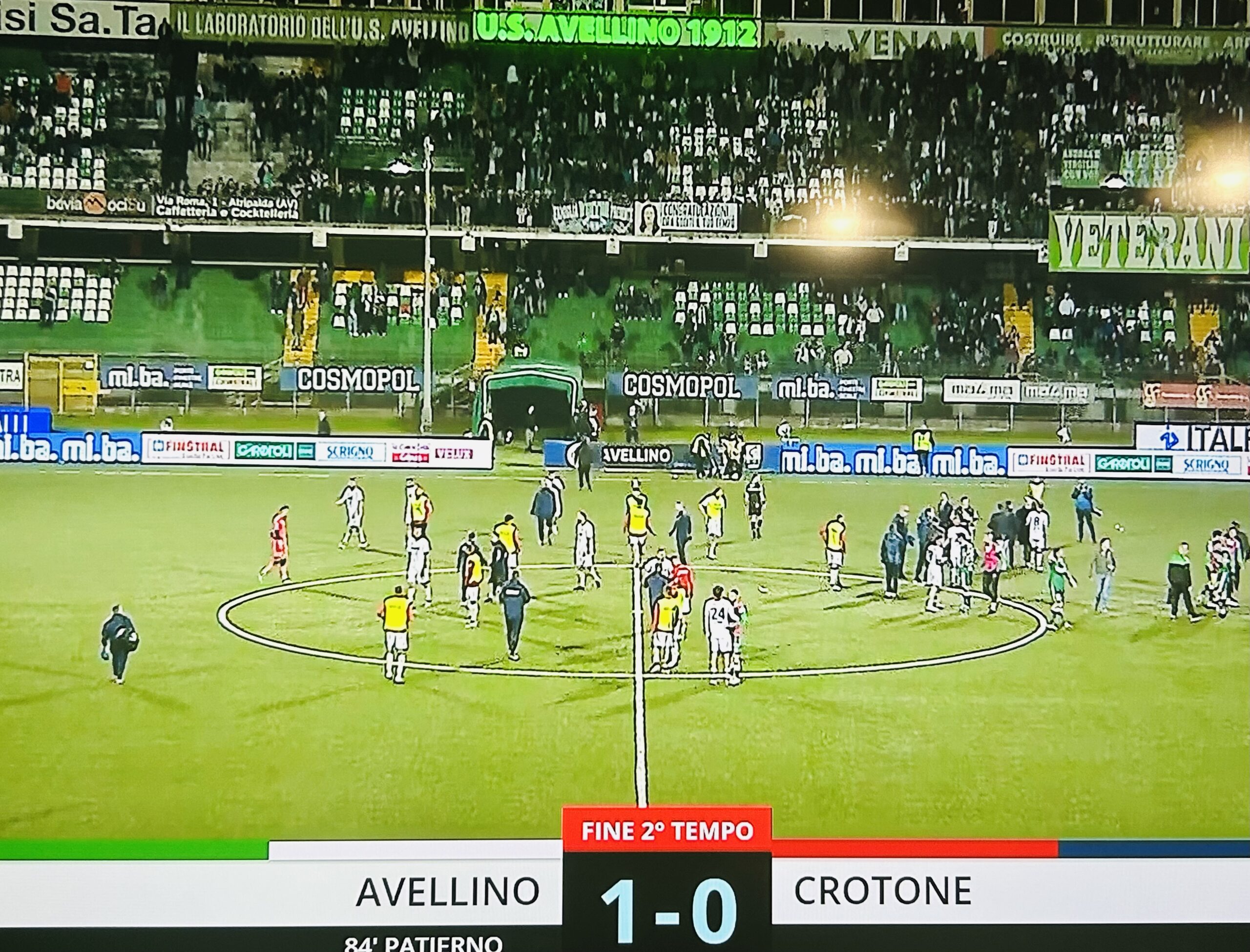 Avellino-Crotone 1-0 con un goal di Patierno. L’Avellino è al secondo posto