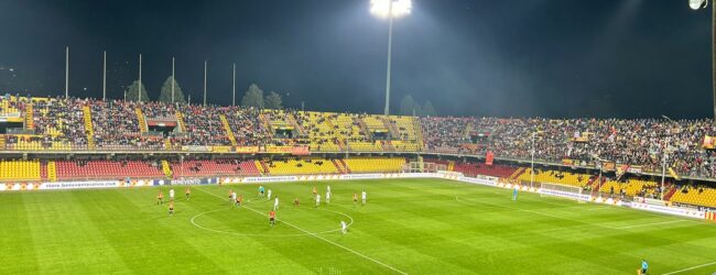 Benevento-Juve Stabia: 0-0. Le Vespe festeggiano al “Vigorito” il ritorno in Serie B