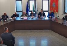 Il Consiglio Comunale di Calvi delibera contro il  passaggio dell’elettrodotto Terna