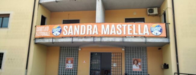 Mastella è già in trance elettorale. “50mila voti per Casa Mastella”
