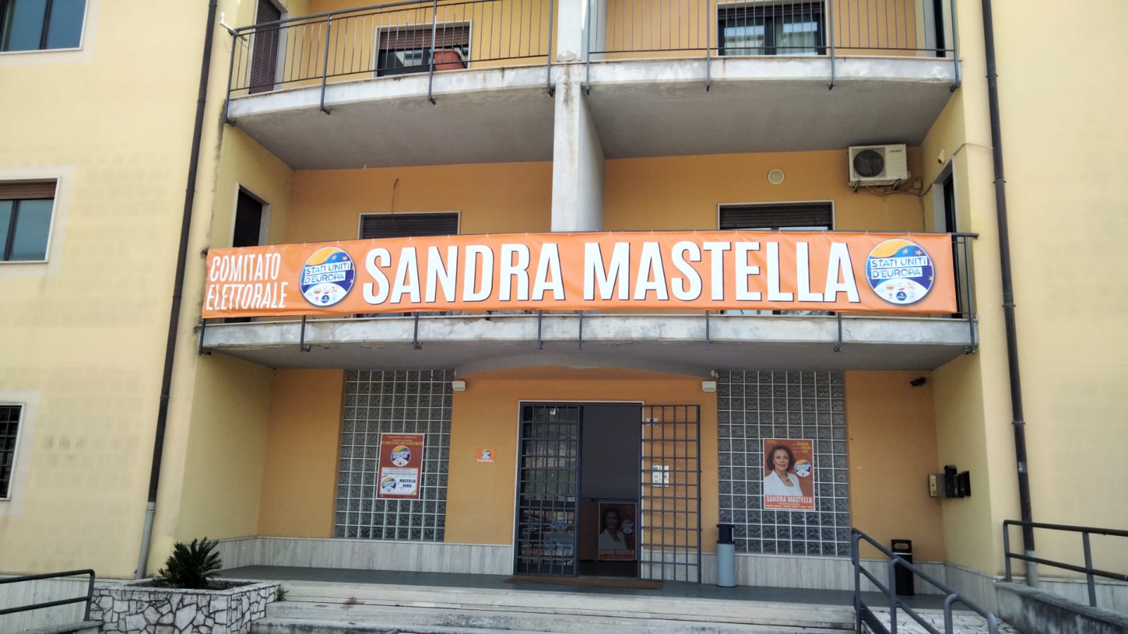 Mastella è già in trance elettorale. “50mila voti per Casa Mastella”