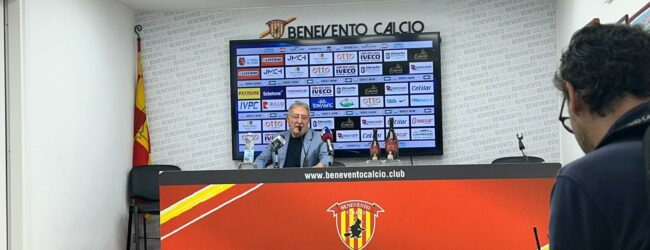 Benevento, Vigorito: “Ringrazio il pubblico. C’è rammarico, ma siamo pronti a ripartire e pensiamo già al domani. Auteri è un punto di partenza, ma è senza contratto: solo lui può decidere di perdere il posto”