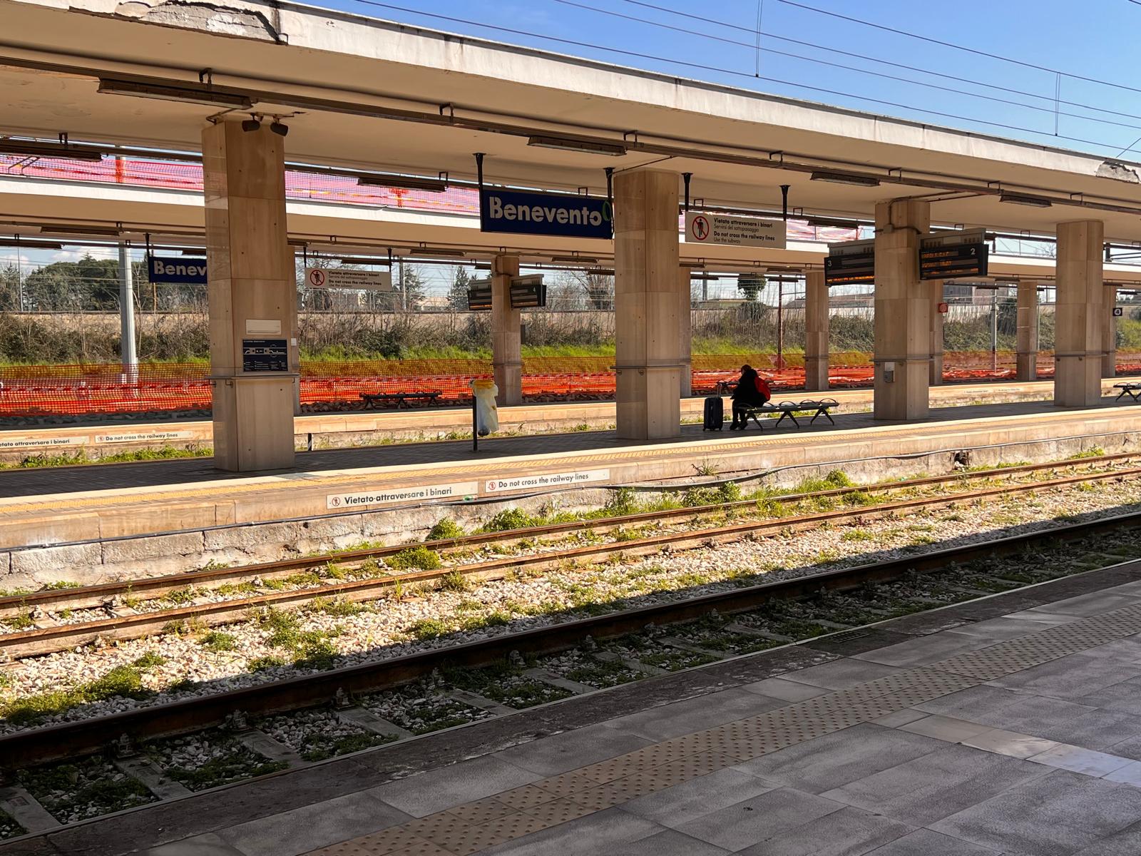 Pnrr, Rfi: completati i lavori in 10 stazioni del Sud. Benevento tra le 20 ancora da terminare