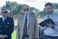 De Laurentiis inaugura il nuovo stadio comunale di Telese Terme. Il patron del Napoli: “Grande attenzione al settore giovanile”