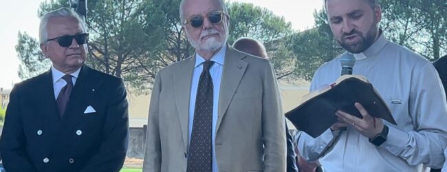 De Laurentiis inaugura il nuovo stadio comunale di Telese Terme. Il patron del Napoli: “Grande attenzione al settore giovanile”
