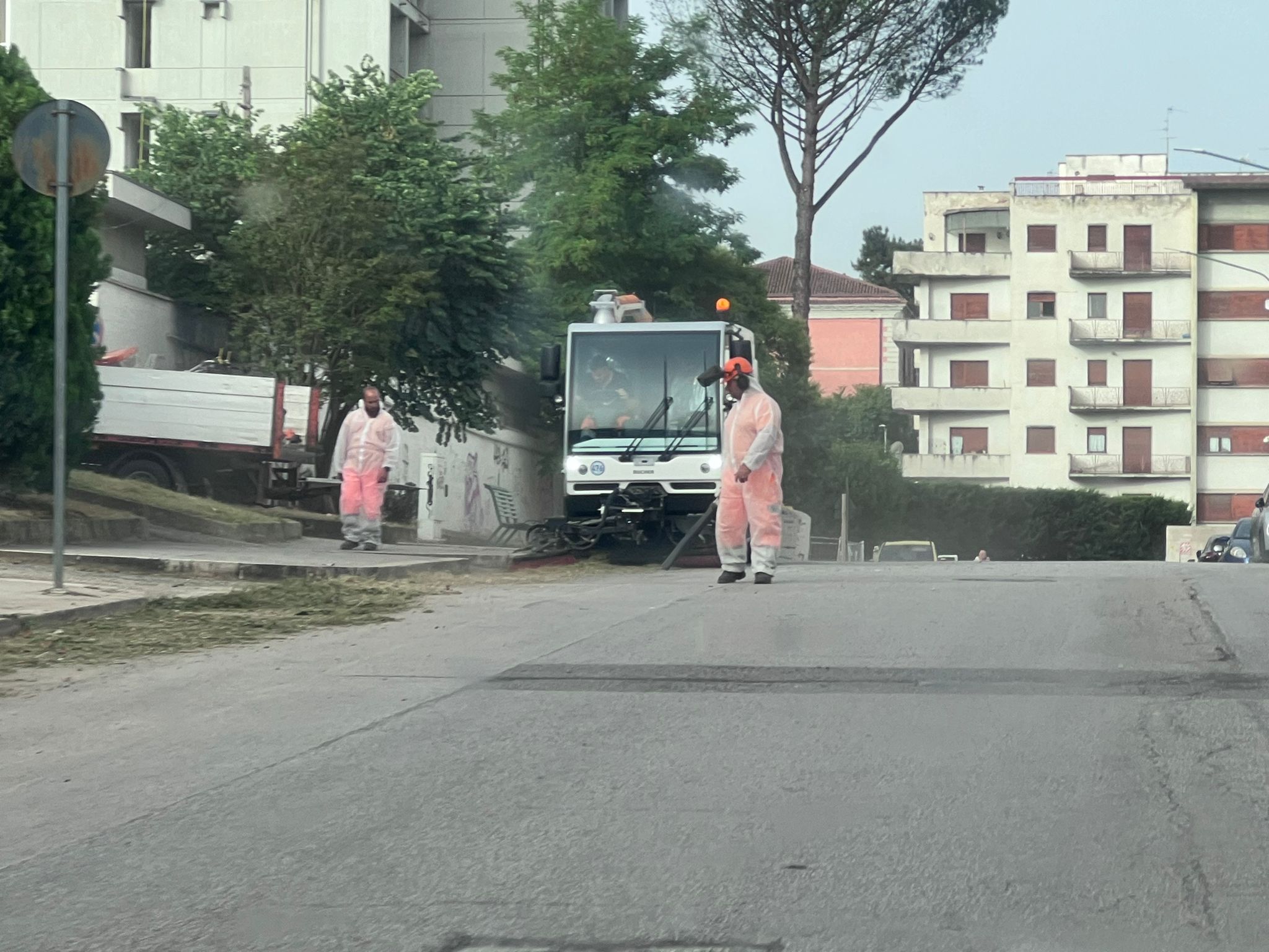 Pulizia strade, Polizia Municipale procedera’ con la rimozione auto 