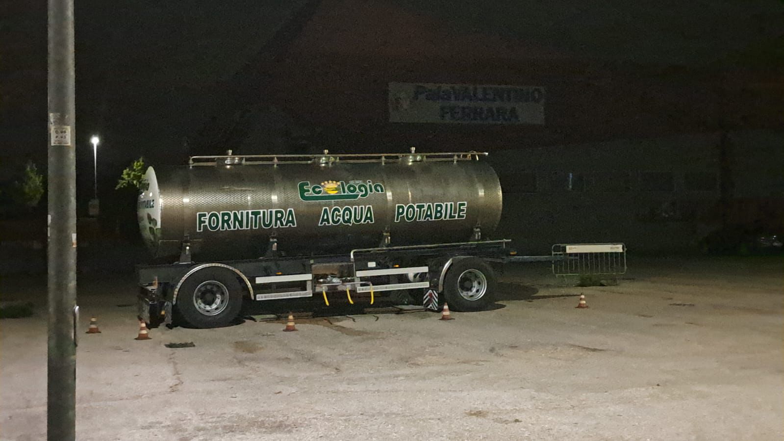 Oggi niente acqua in mezza città,Gesesa posiziona le autobotti