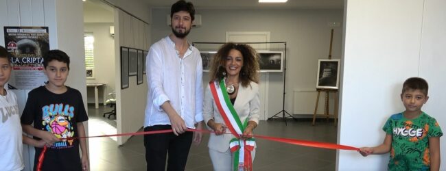 Grande successo per l’evento culturale a Torrioni: tra fotografia, storia e sapori tradizionali. Riaperta al pubblico “La Cripta”
