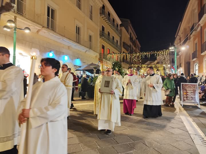 Anno Giubilare: apertura solenne a Benevento con l’adorazione del Crocifisso