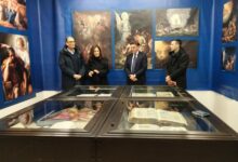“Gli angeli e il Natale, l’annuncio della Luce”, aperta la mostra a Palazzo Terragnoli