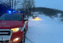 Vigilia di Natale sotto la neve nel Sannio: disagi alla circolazione, interventi dei Vigili del Fuoco