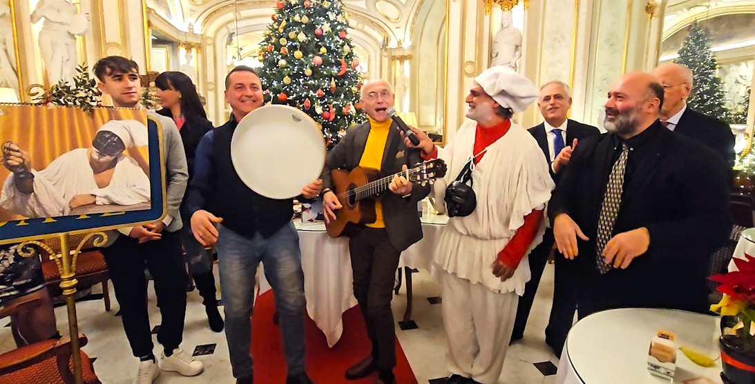 A Napoli presentato il calendario del Pulcinella 2025