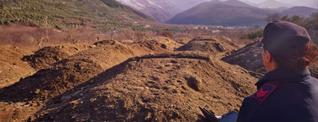 Gestione illecita di rifiuti: i Carabinieri denunciano un 30enne e sequestrano un’area di 4.000 mq a Sirignano