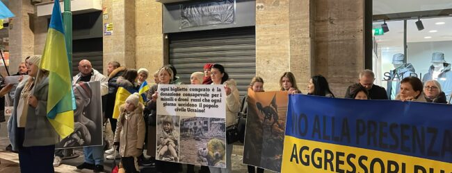 Arriva il balletto di Mosca, rabbia e amarezza tra gli ucraini di Benevento