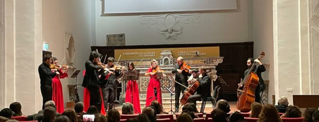 “Fuochi d’artificio 2” conquista il pubblico dell’Accademia Santa Sofia