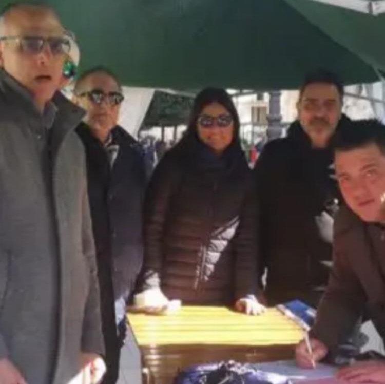 Avellino,buona adesione per la grande mobilitazione in favore delle Forze dell’Ordine