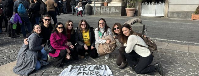 Precari dell’Ufficio per il Processo di Avellino a Napoli per lo sciopero nazionale