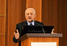 Regionali, De Luca blinda il controllo del PD. CD, opzione Carfagna: altolà di Martusciello